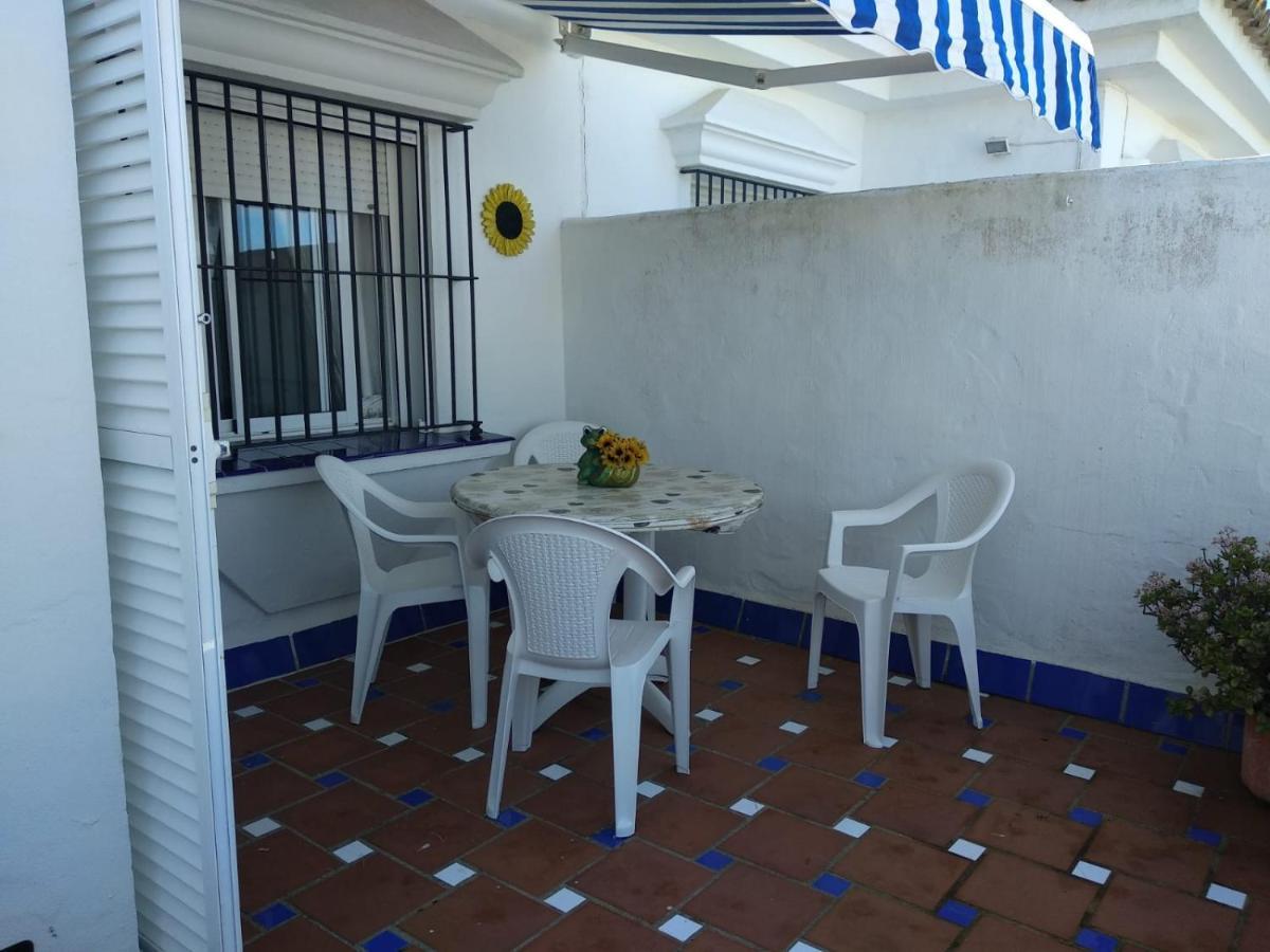 Apartamento vacacional máximo 4 personas Novo Sancti Petri Exterior foto