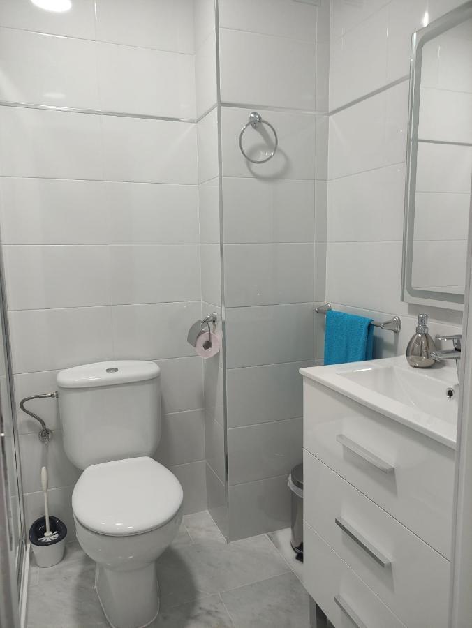 Apartamento vacacional máximo 4 personas Novo Sancti Petri Exterior foto